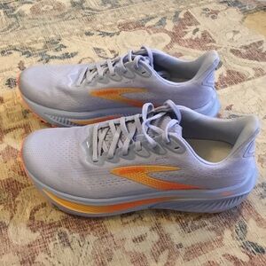 Brooks Ghost 17